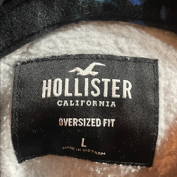 Hollister Black Hoodie with Red NBA Team Logo - oversized fit - Picture 7 of 7